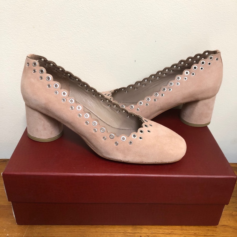 Donald Pliner Cary Blush Kidsuede Grommets Pumps